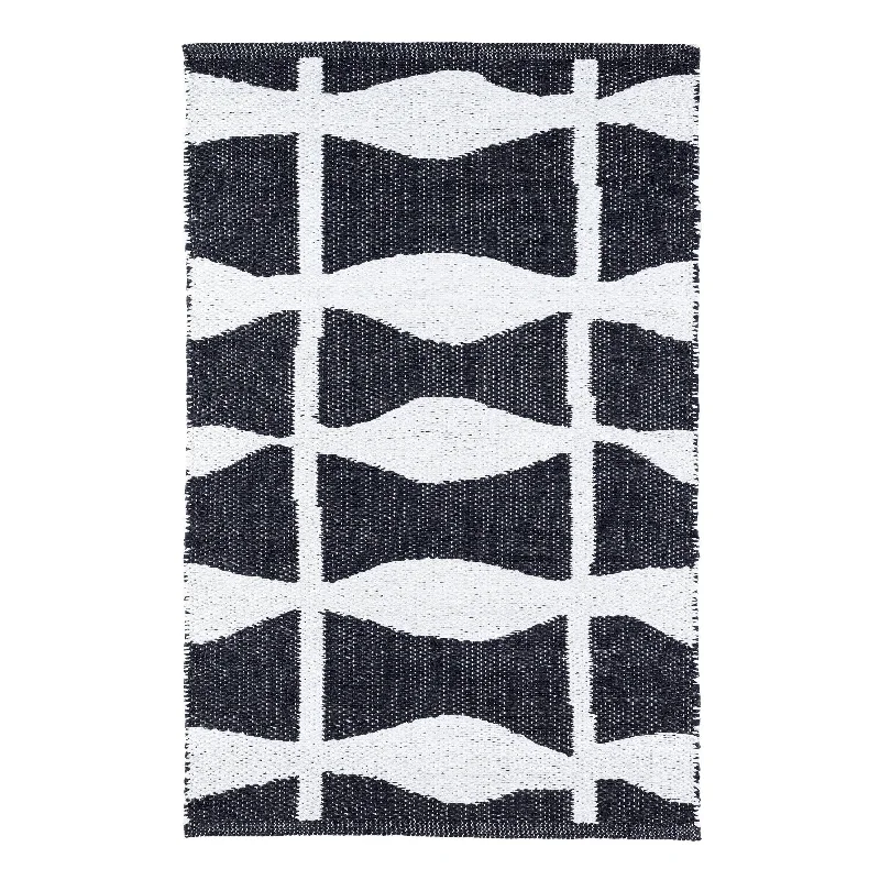 Circuit Black Handwoven Indoor/Outdoor Rug