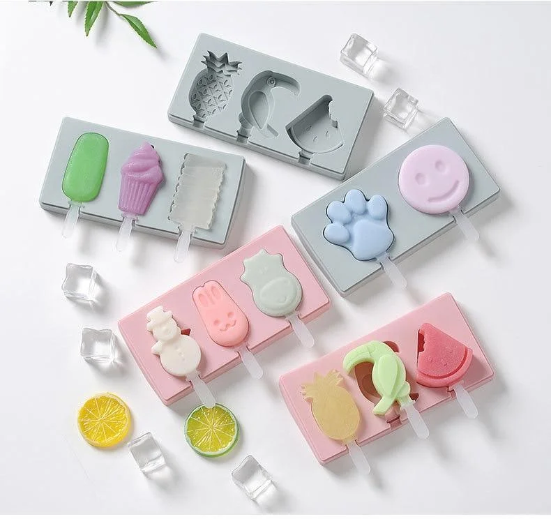 Cute Popsicle Mold with Lid