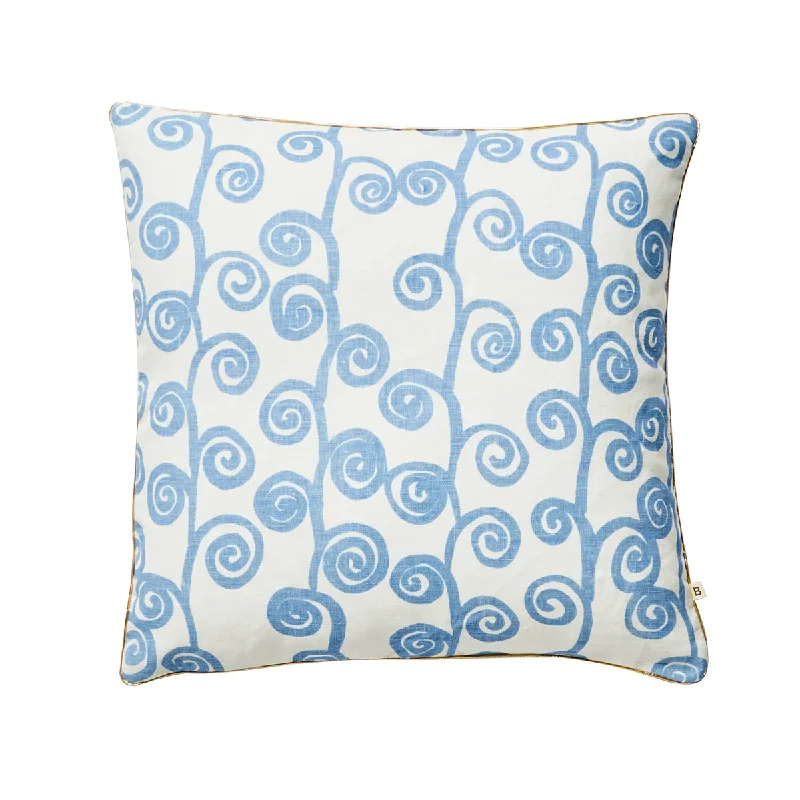 Life X Bonnie & Neil Loop Cushion (50cm, Light Blue, Yves Klein Blue)