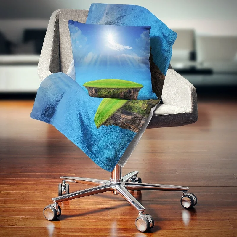 Designart 'Blue Sky and Sun Shining' Landscape Fleece Throw Blanket