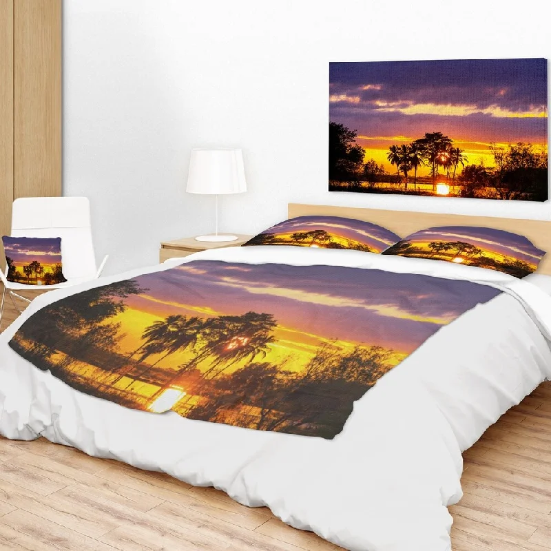 Designart 'Colorful Flooded Field At Sunset' Landscape Wall Throw Blanket