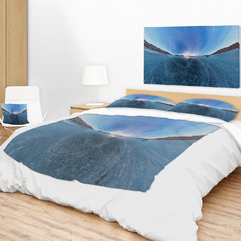 Designart 'Ice on Lake Baikal Ice at Sunset' Landscape Fleece Throw Blanket