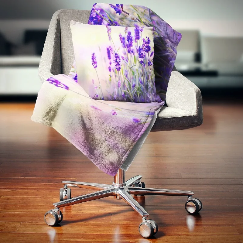 Designart 'Purple Lavender Field' Floral Photography Throw Blanket