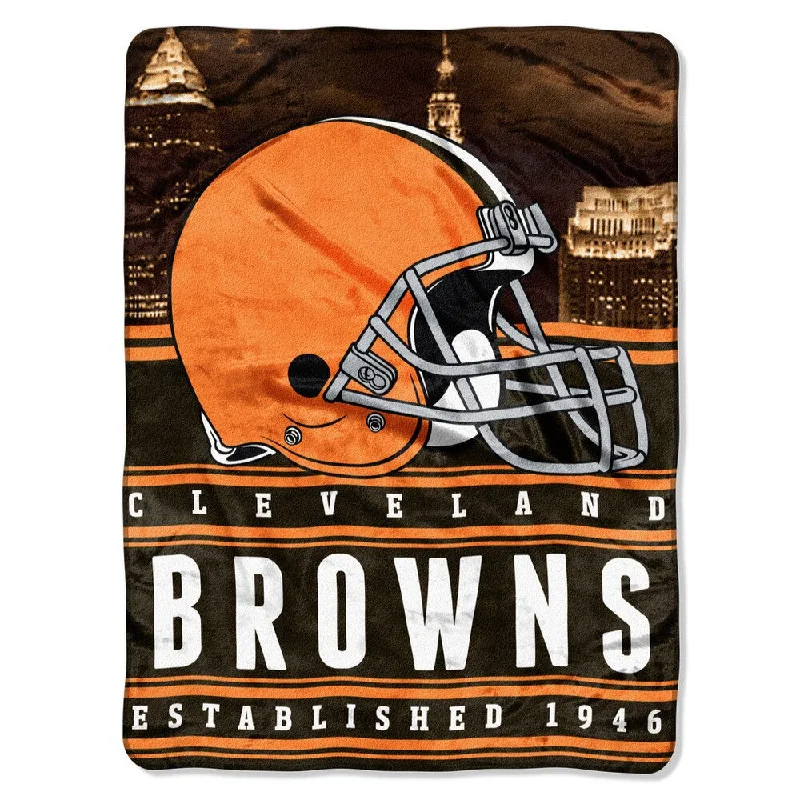 NFL 071 Browns Stacked Silk Touch Raschel Throw