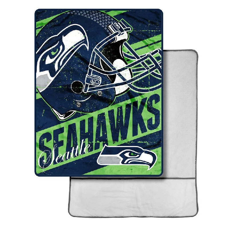 NFL 113 Seahawks Foot Pocket Throw